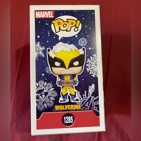 Funko Pop! Marvel Wolverine Bobblehead - Yellow and Blue - Picture 4 of 6